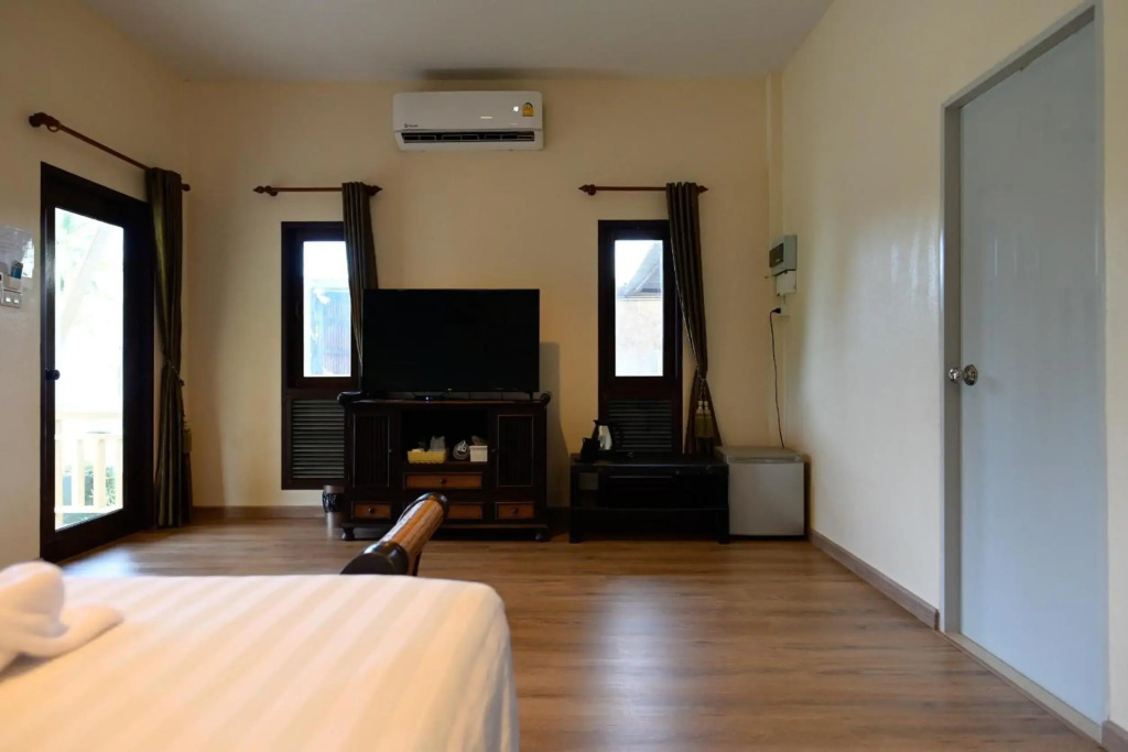 Saphli Villa Beach Resort