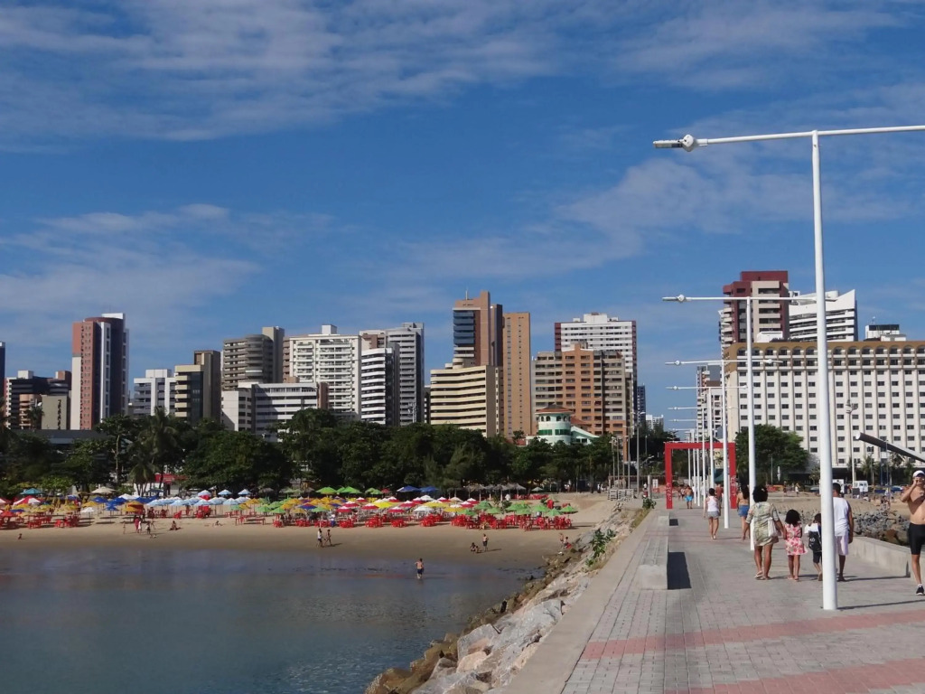Apartamento Em Andar Alto com Vista Mar Meireles