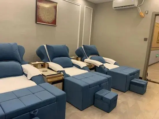 Bayman Holiday Inn Guandu Square Kunming