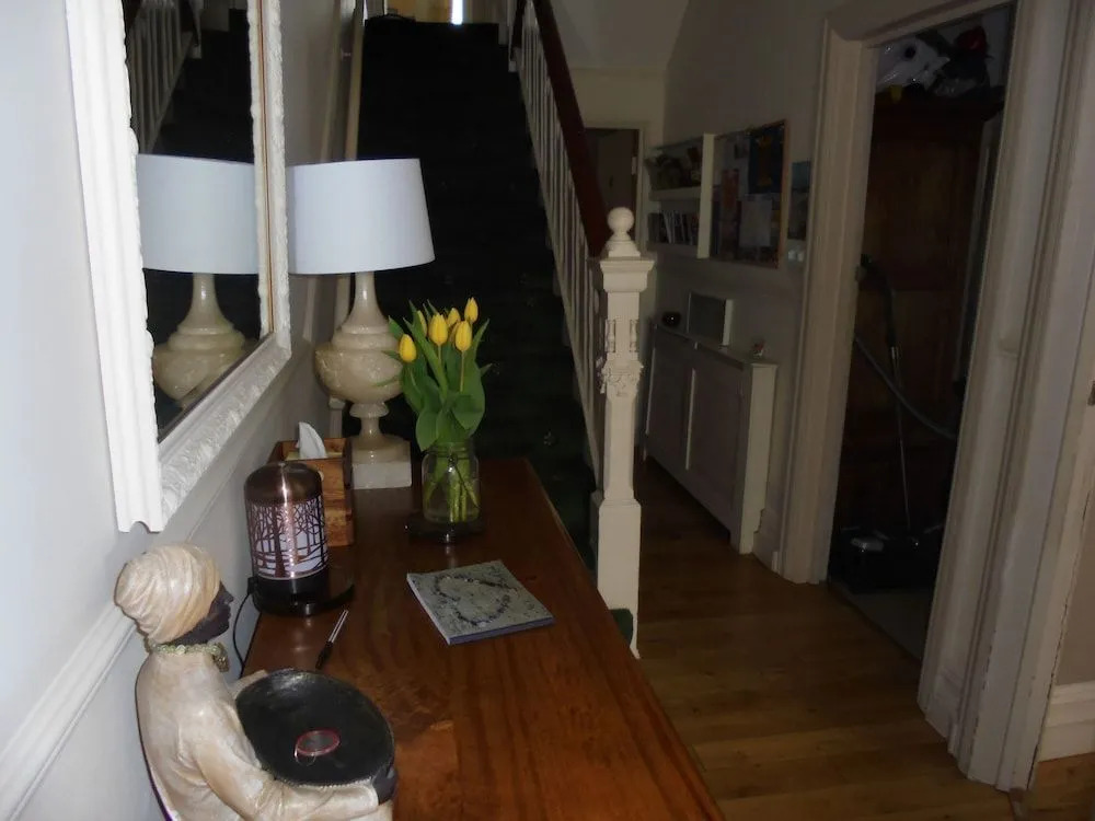 Beach House Bed & Breakfast