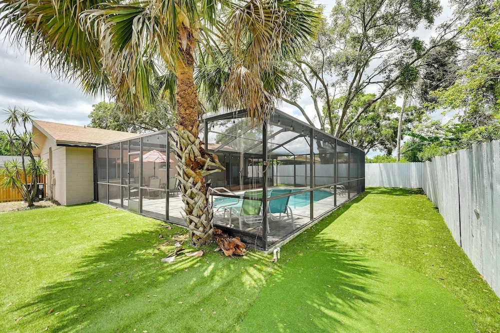 Pet-Friendly Home with Pool in Palm Harbor