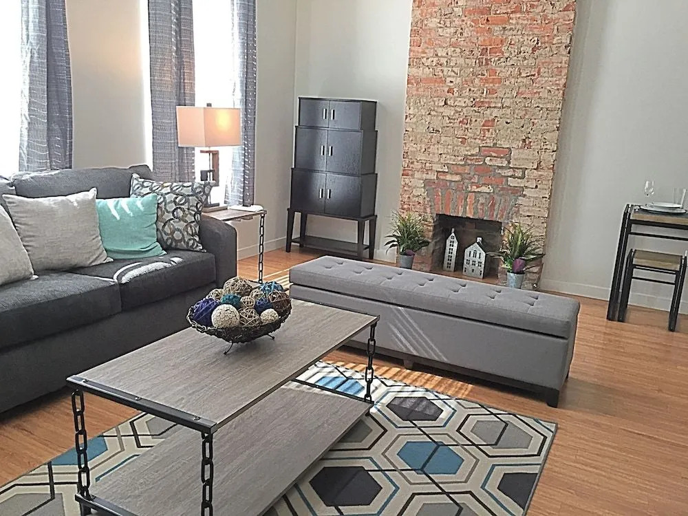 Cityscape I - Sleeps 8