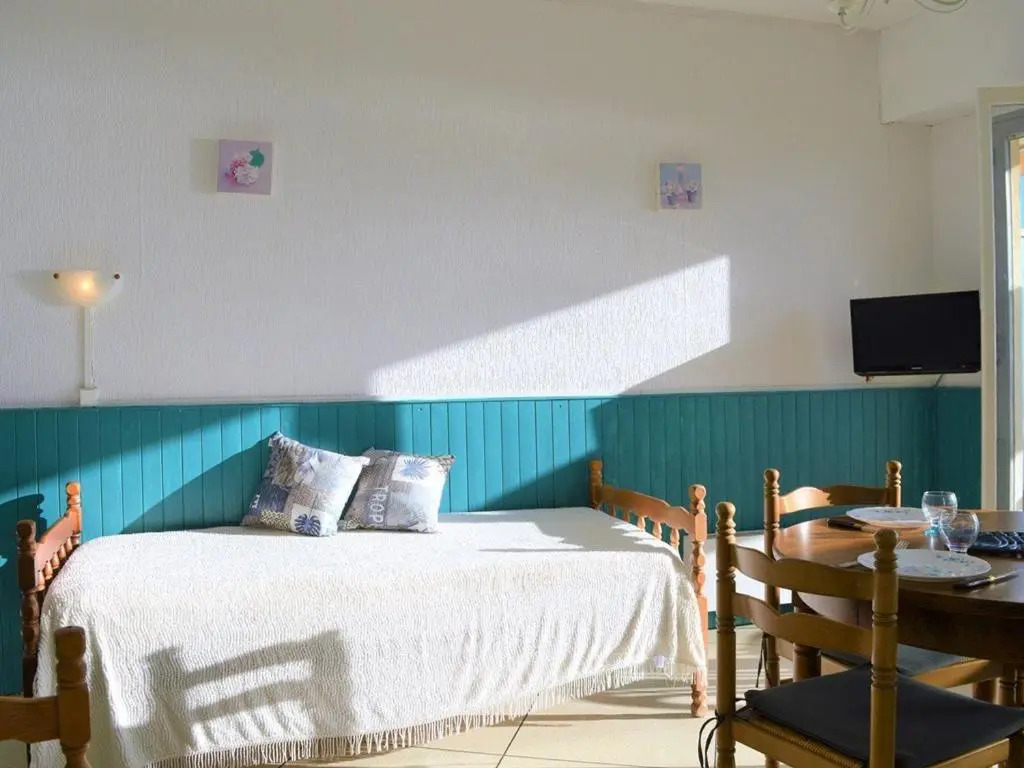 Appartement Le Lavandou, 2 pièces, 4 personnes - FR-1-251-221