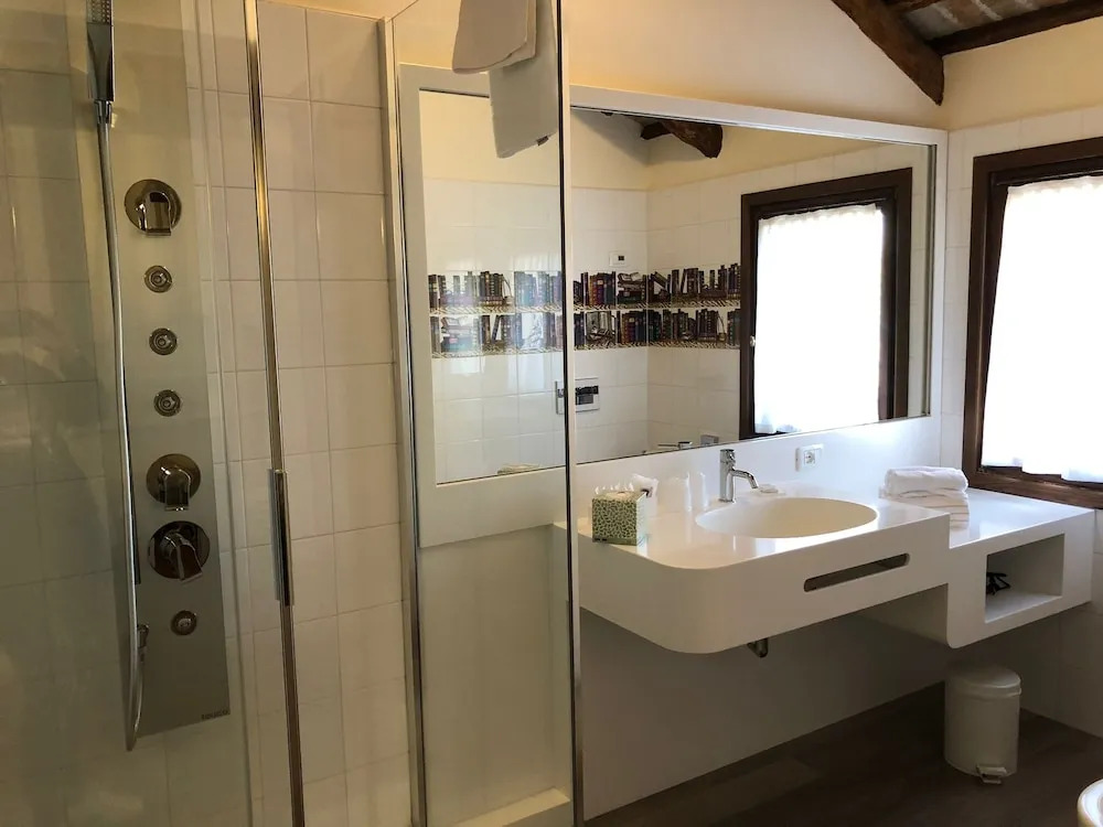 Hotel Donna Lucia