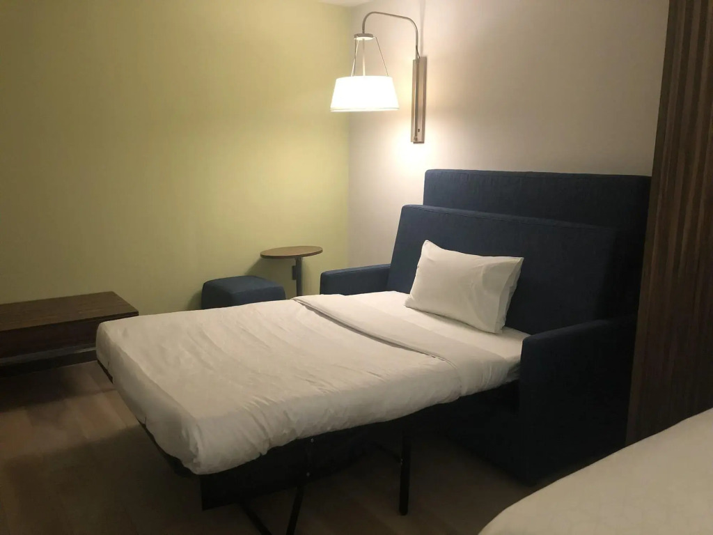 Holiday Inn Express & Suites - Playa del Carmen by IHG