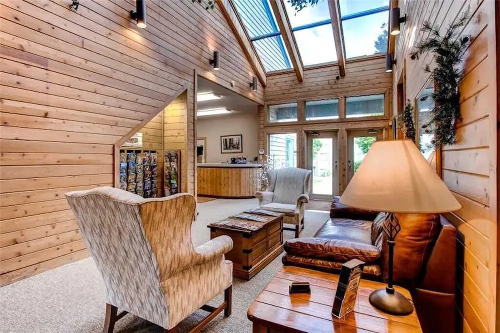 Overlook Nook, 3 Bedroom, Pool Access, Hot Tub, Mtn View, Sleeps 8