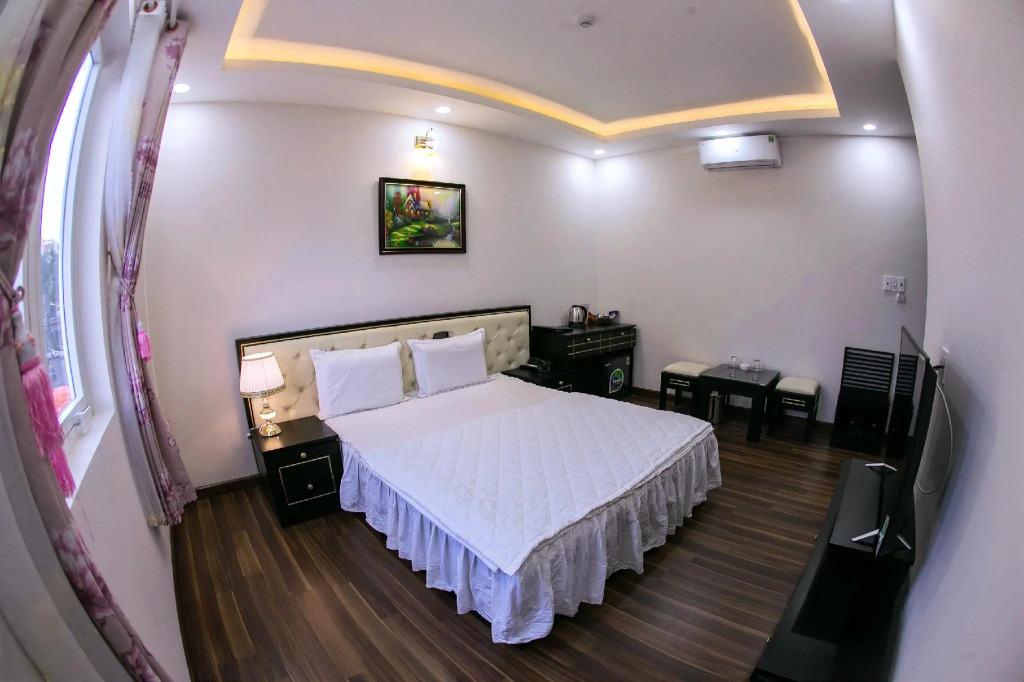 Khách sạn Vĩnh Hội