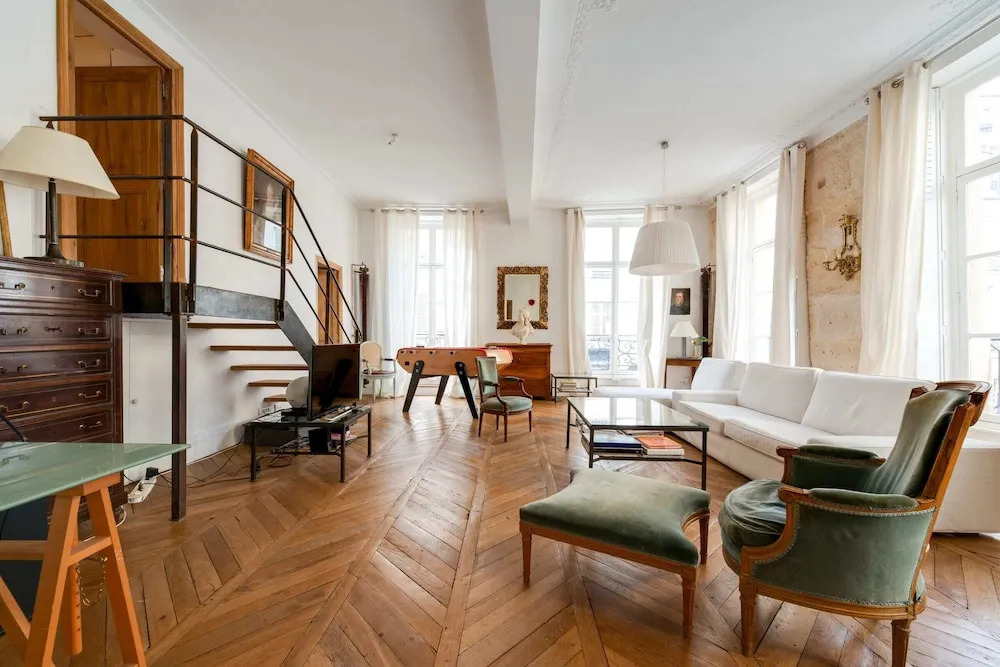 Beautiful Designer Apartment With a Stamp - Marais