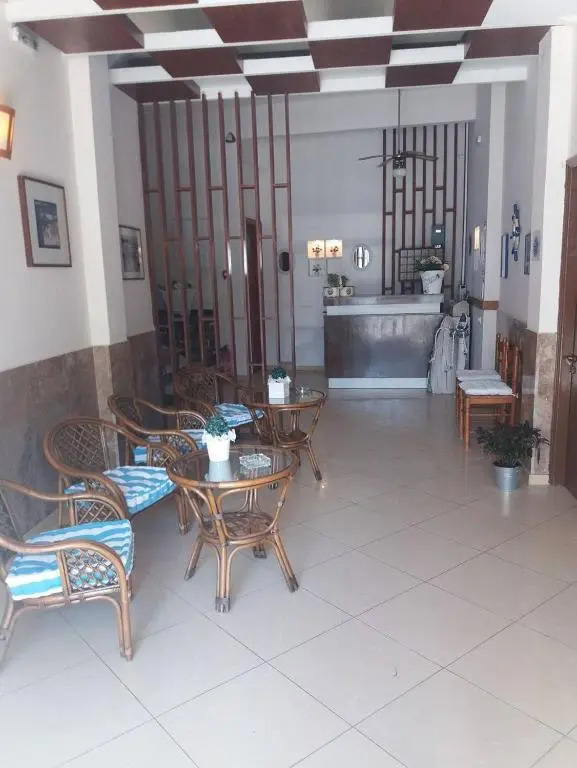 Hotel12