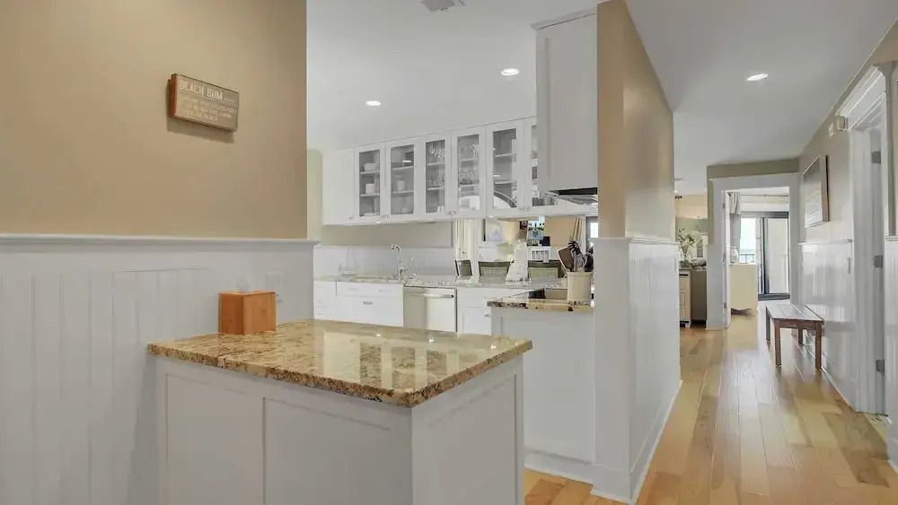 211 Seascape by Avantstay Oceanfront View + Pool