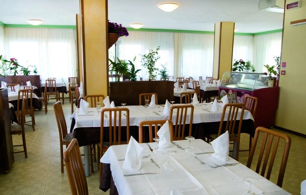 Nuovo hotel ANTHISA