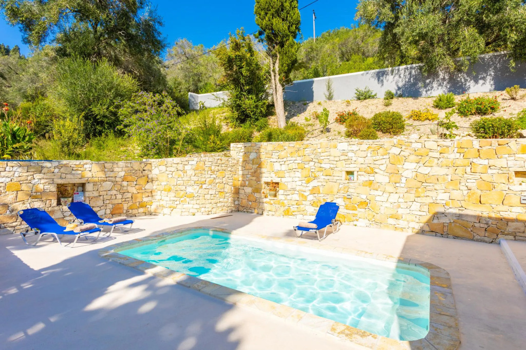 Villa Alexandros Swimming Pool Walk to Beach A C Wifi - 3454