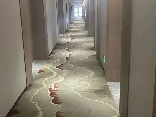 Aimei Zunxiang Hotel (Jingmen Yima Guangcai Great Market Shop)