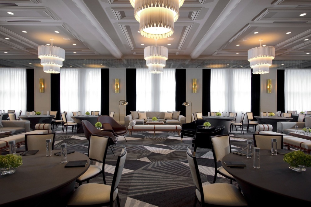 Kimpton Gray Hotel Chicago by IHG