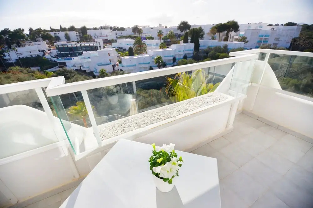 Aparthotel Ferrera Beach