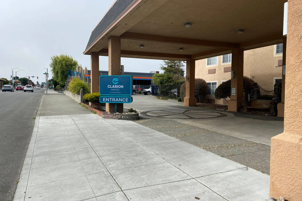 Clarion Hotel By Humboldt Bay