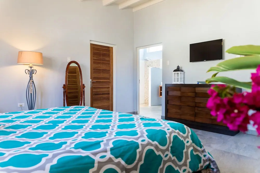 Arashi Beach Villa