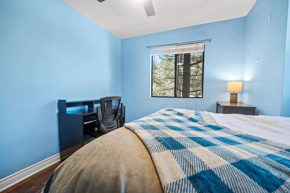 Middle Bear Chalet