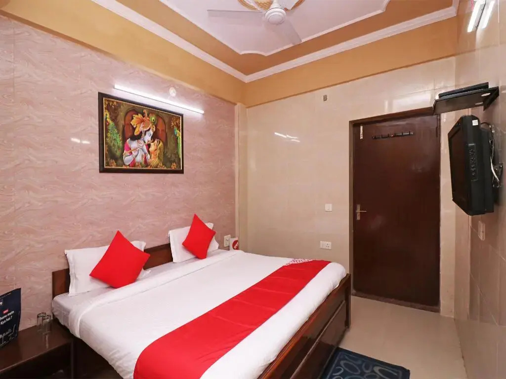 Braj Bhavna by OYO Rooms