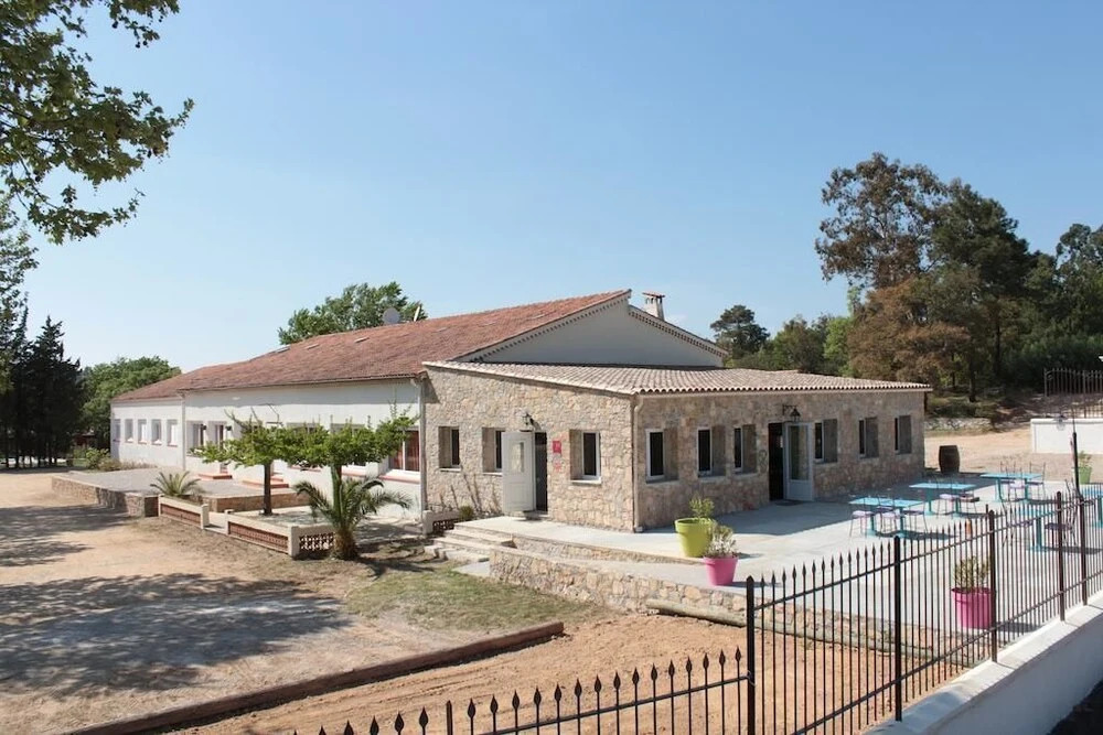 Le Couloubrier
