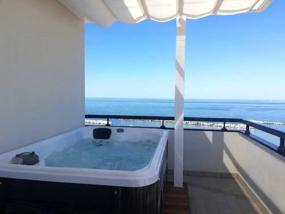 Hotel Baia