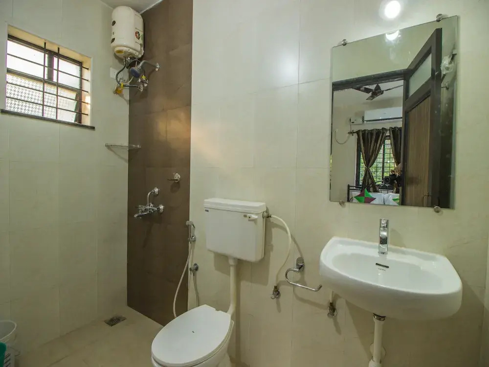 Oyo 11349 Home Sunny 2Bhk Siolim