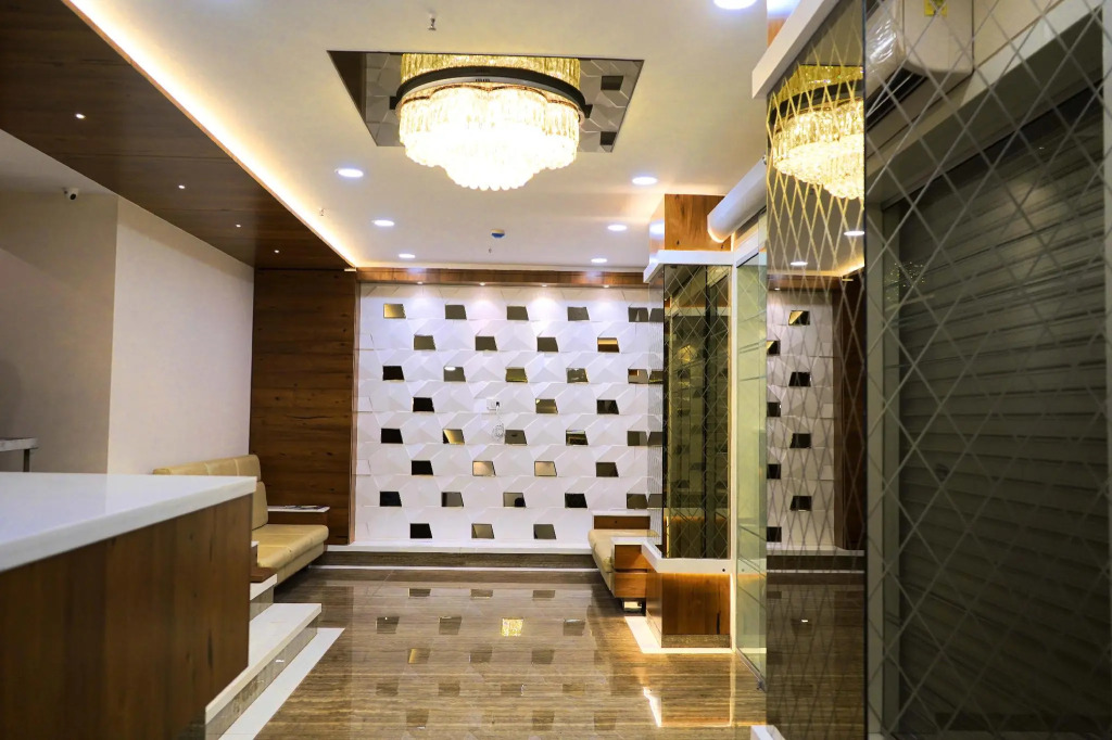 Hotel Royal Treat Surat