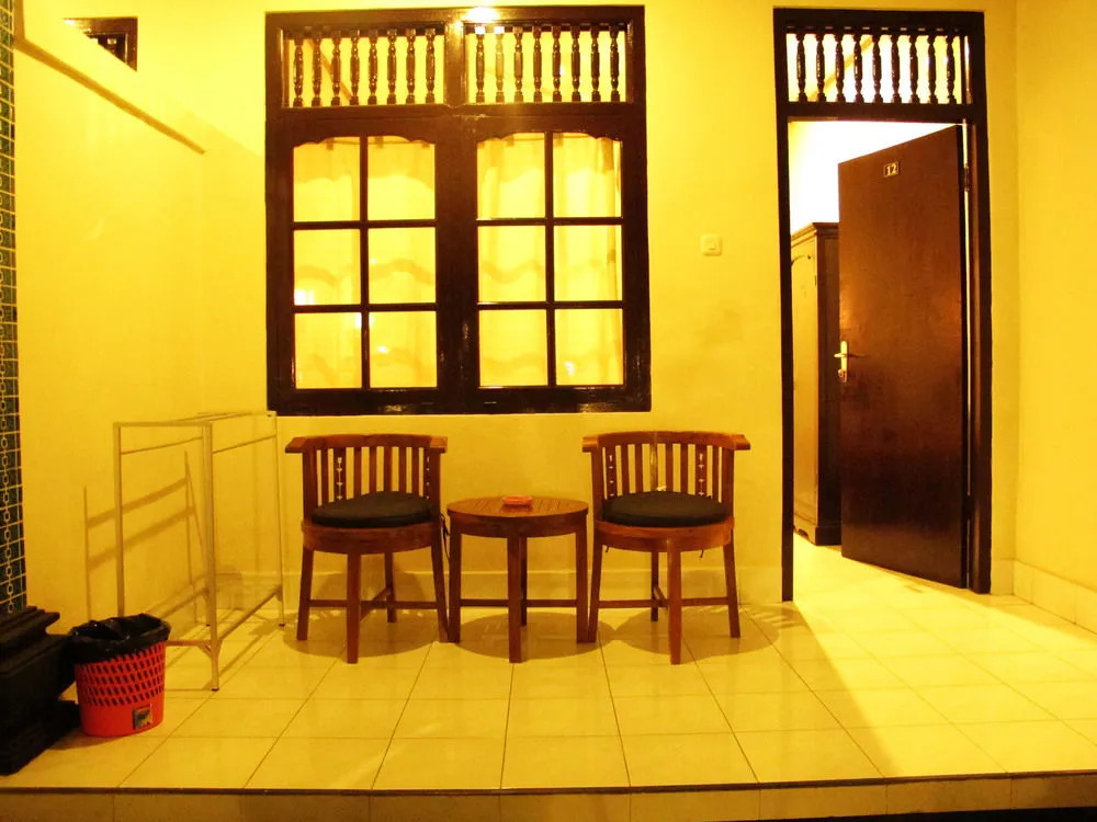 Airy Legian Gang Bendesa 4 Kuta Bali