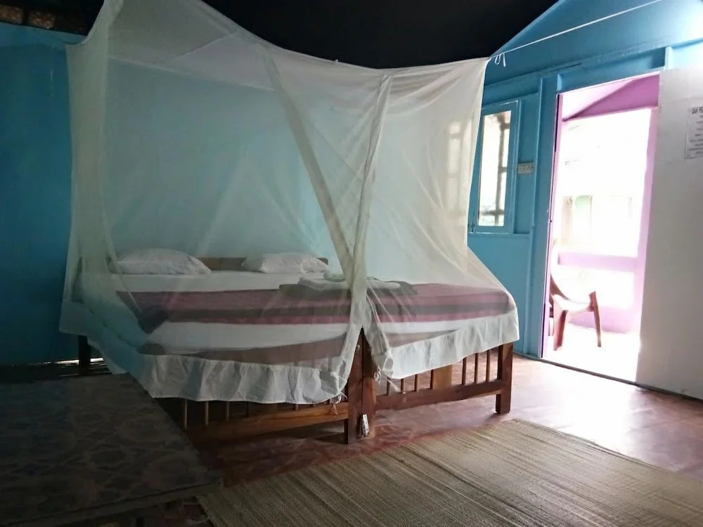 Secret Beach Bungalows