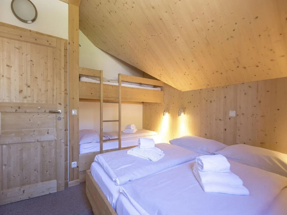 Attractive Chalet With Whirlpool