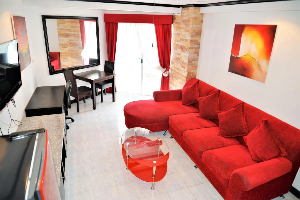 Beach Condo Jomtien Pool View Large Modern 1 Bedroom Kitchen