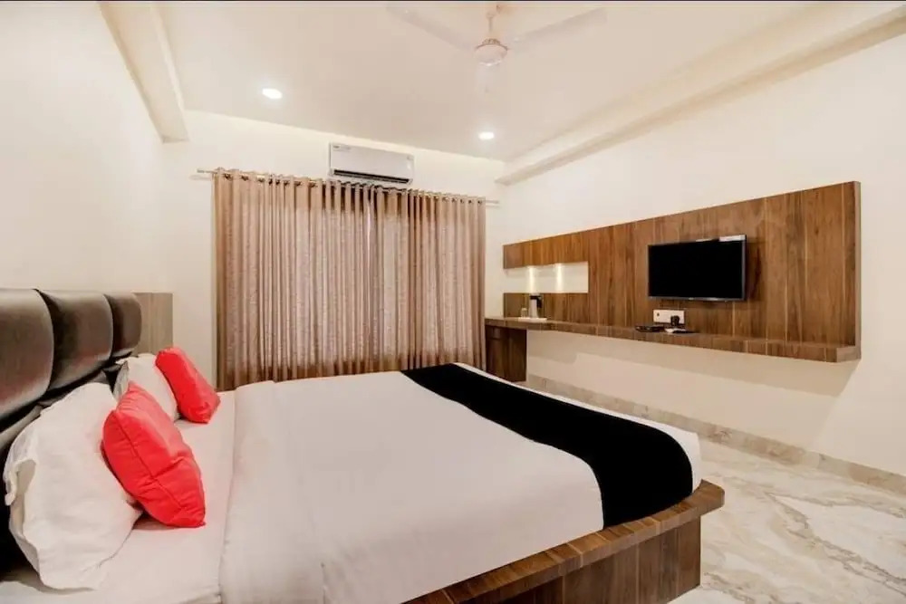 Hotel Krishna Raj