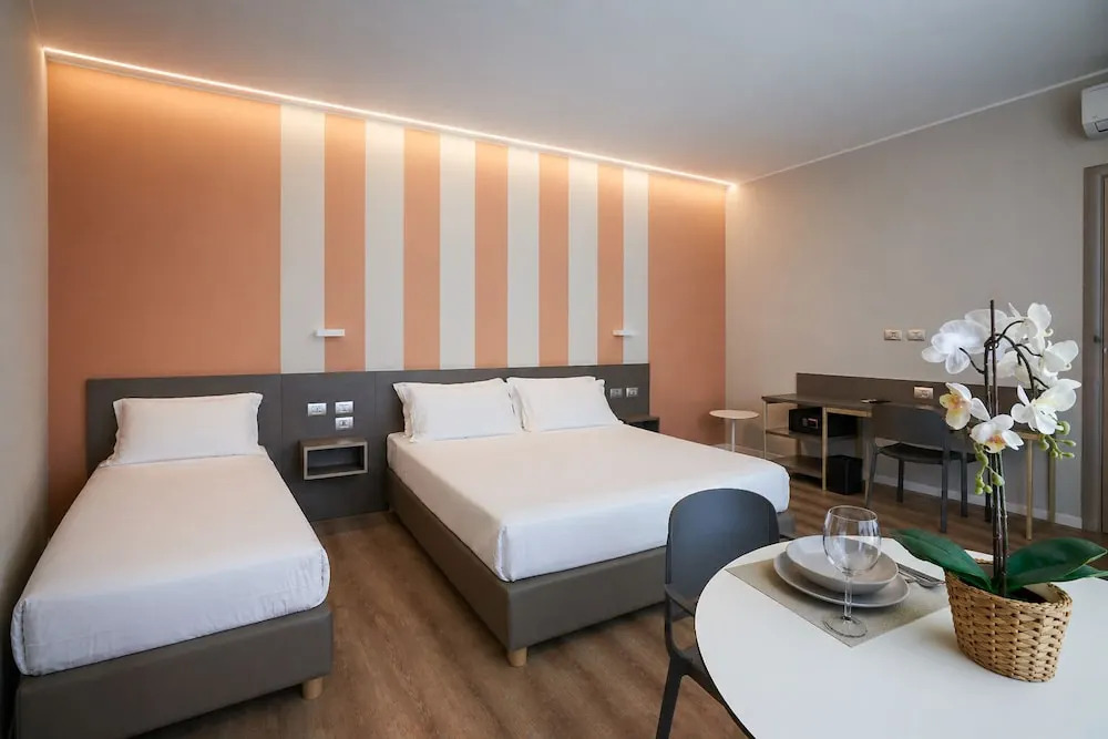CA San Cristoforo Apartments & Suites