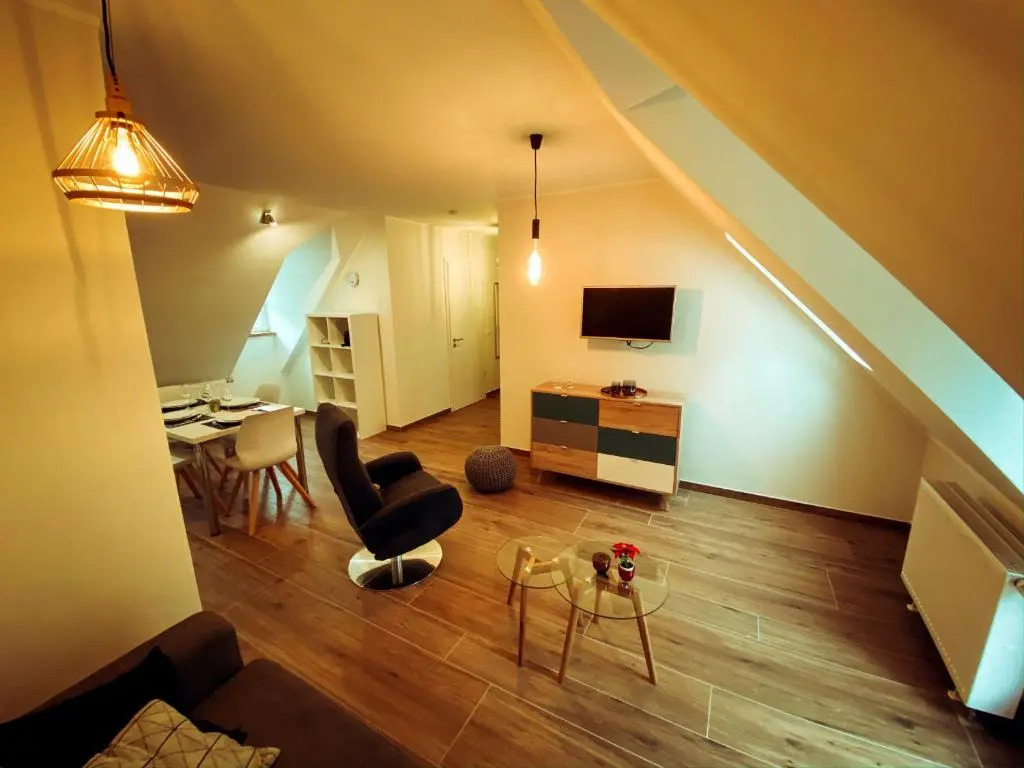 Erasmus 1901 Apartments