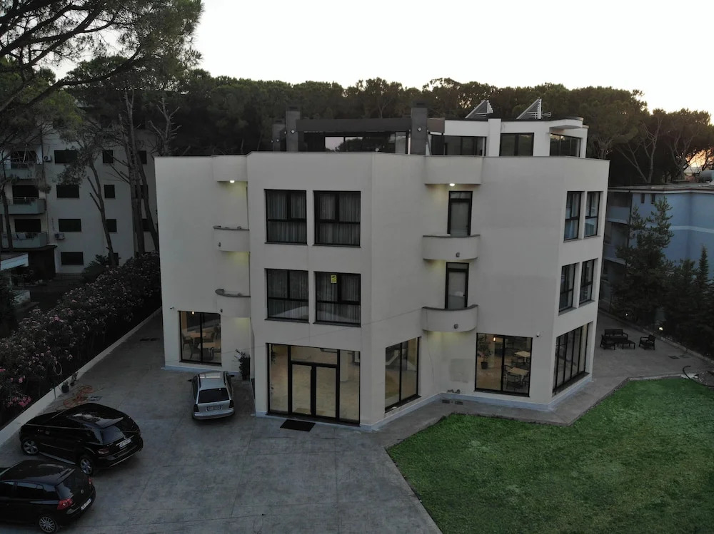 The Honeycomb Boutique Hotel