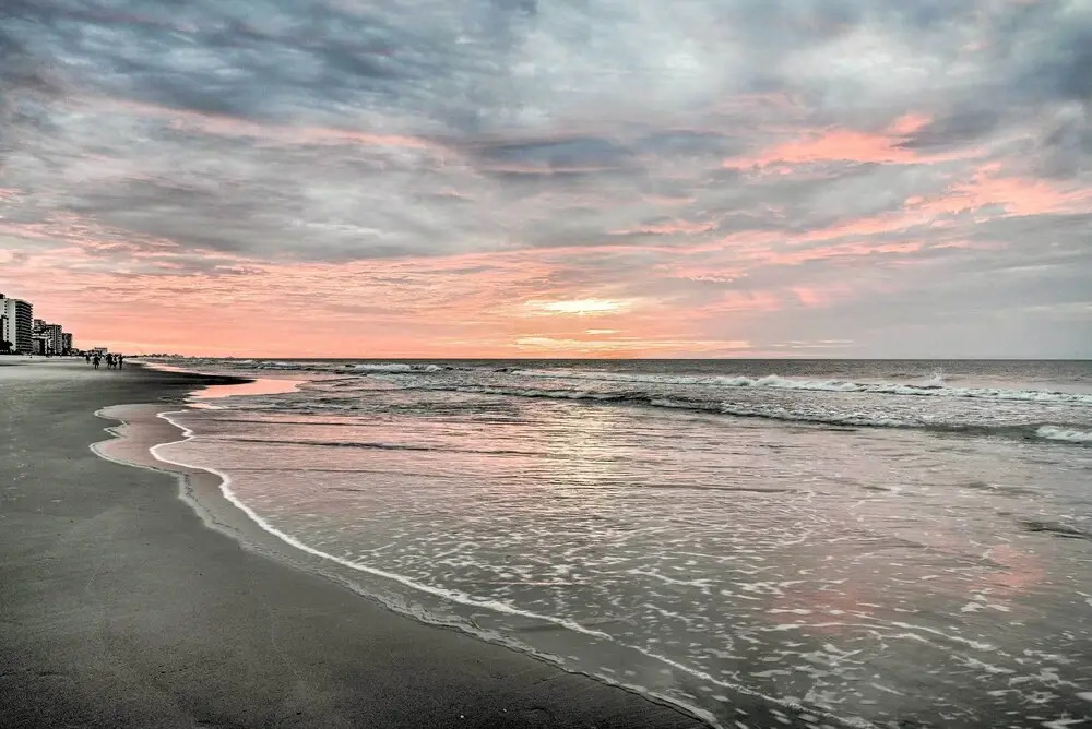 Oceanfront Condo w/ Furnished Deck & Views!