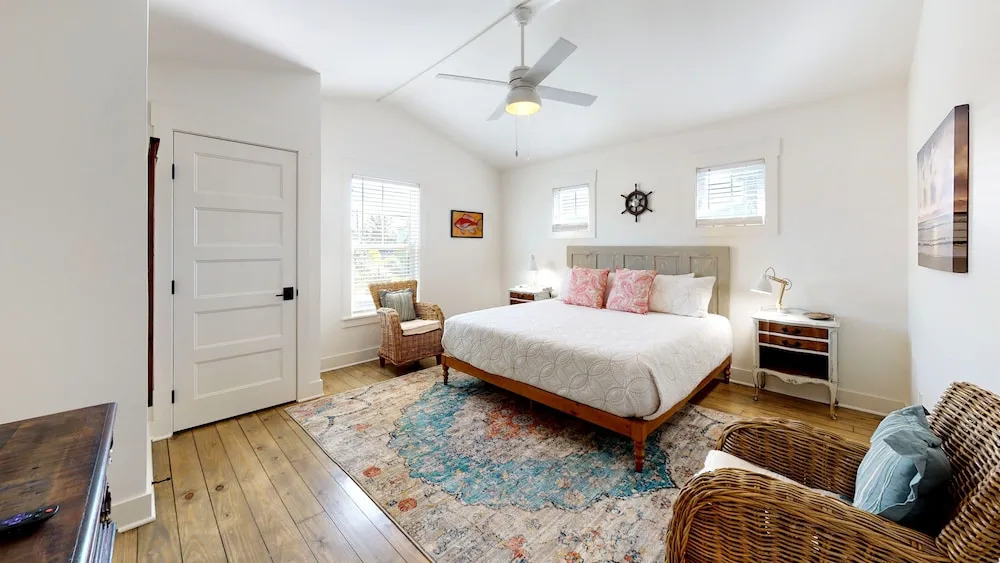 Studio Sea 2 Bedroom Home