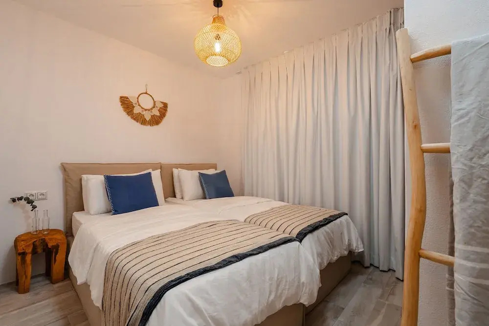 Villa Kaya Plaka With 3 Bedrooms and 3 Bathrooms