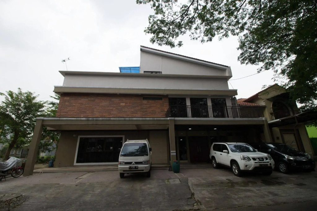 RedDoorz @ Taman Simpruk Cikarang