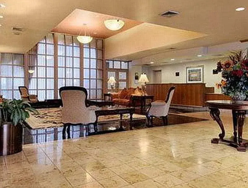 Radisson Hotel Milwaukee Airport