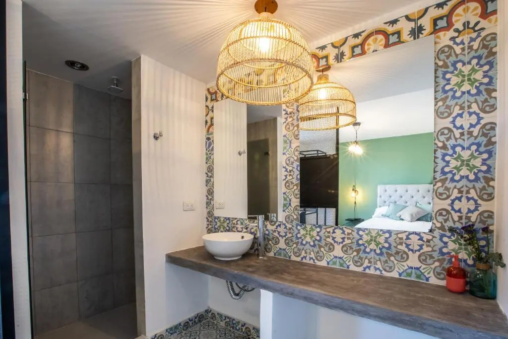 103 Wonderful House
