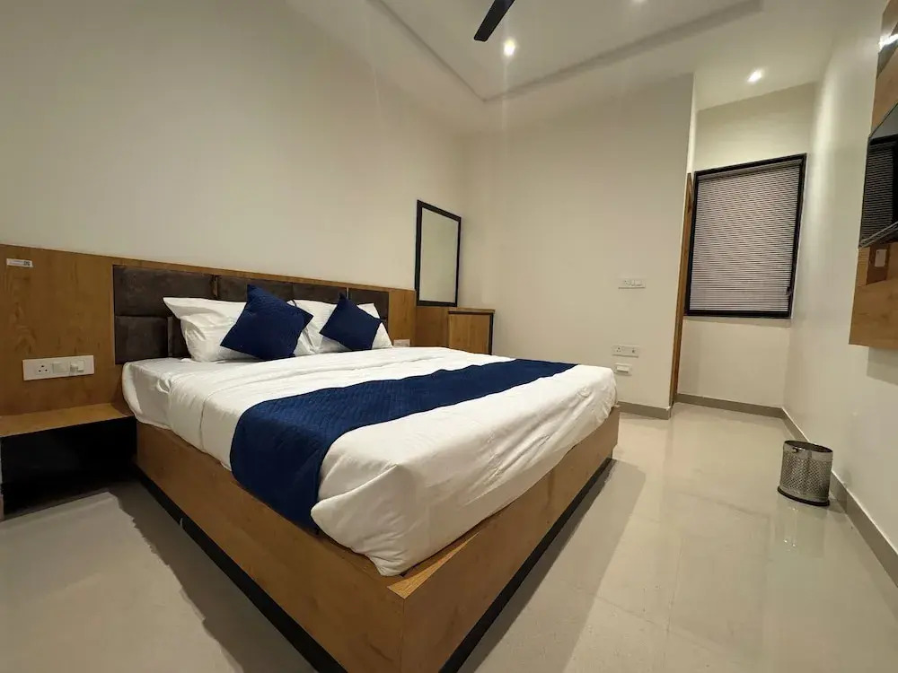 Hotel Vrinda Orchid Inn