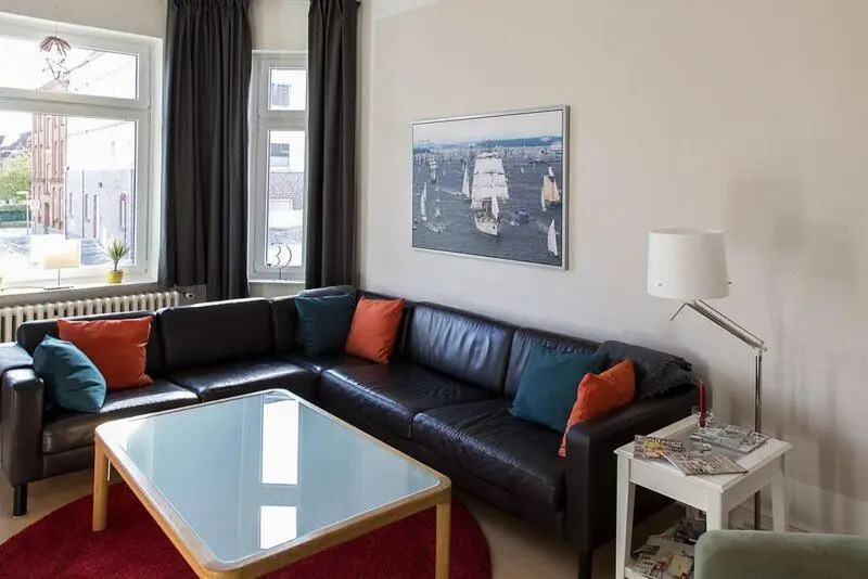 Stilvolle Altbauwohnung in zentraler Lage