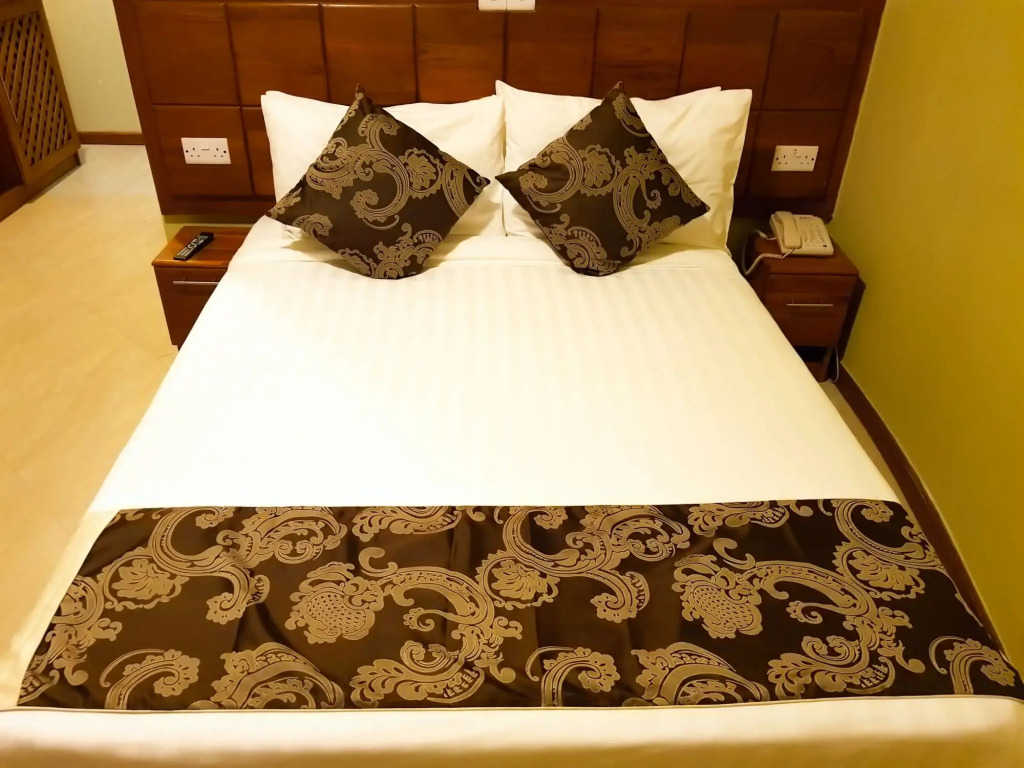 Masailand Safari & Lodge