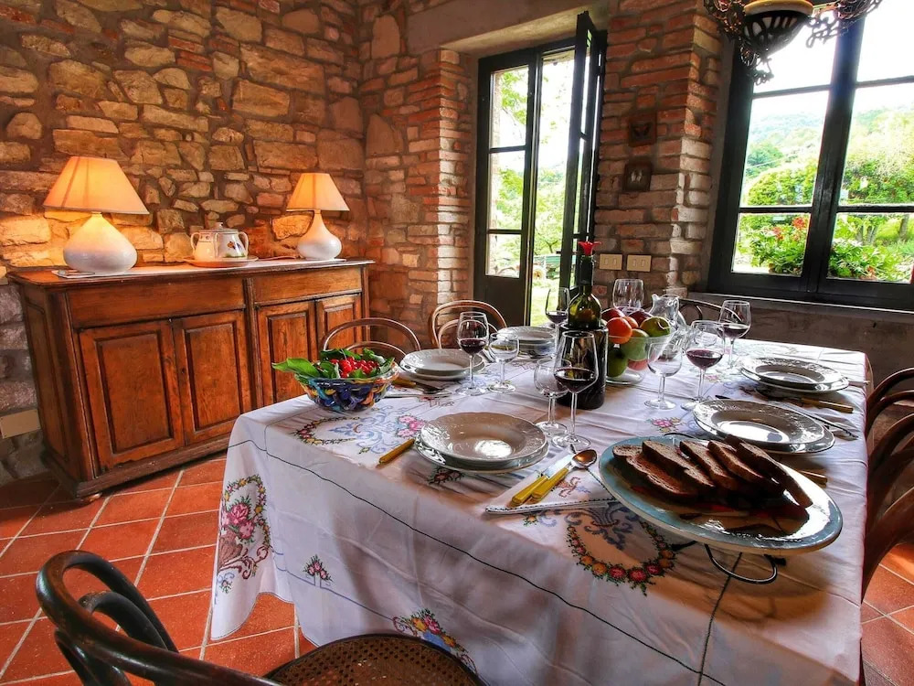 Tranquil Farmhouse near Center in Umbertide with Garden