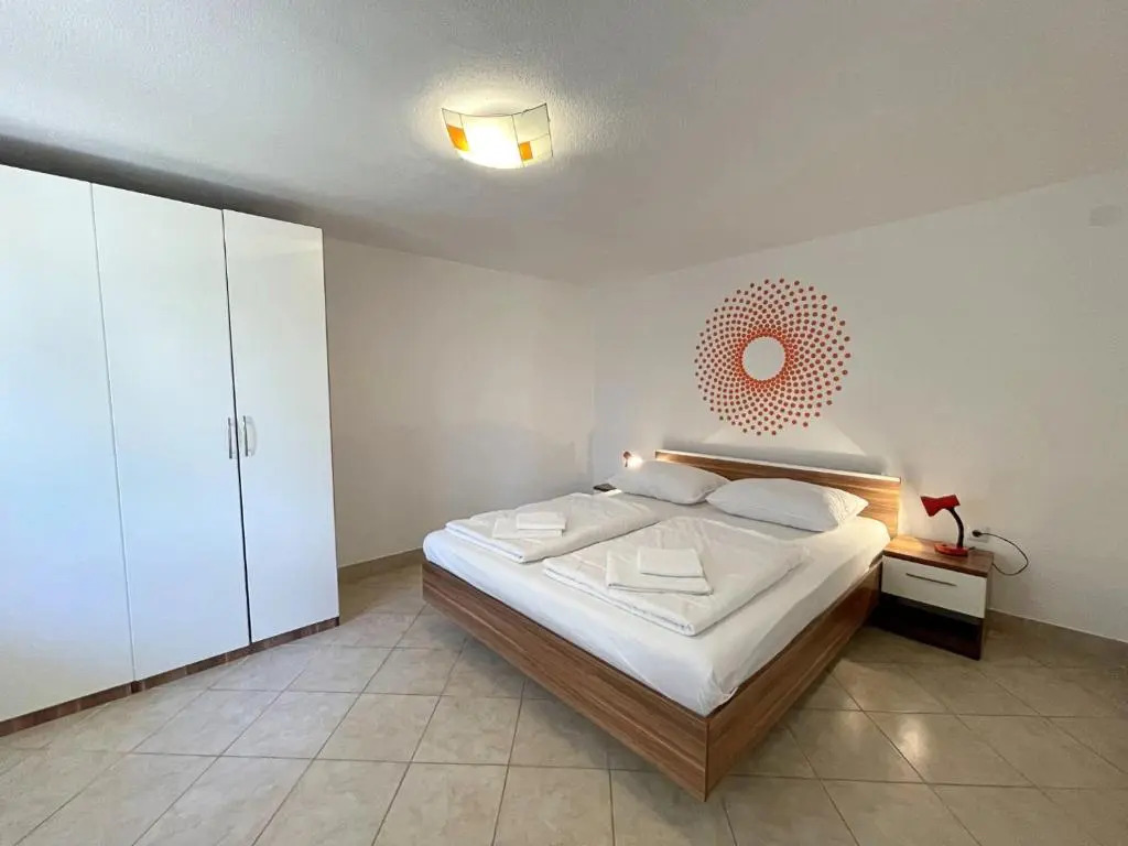 Top Apartments