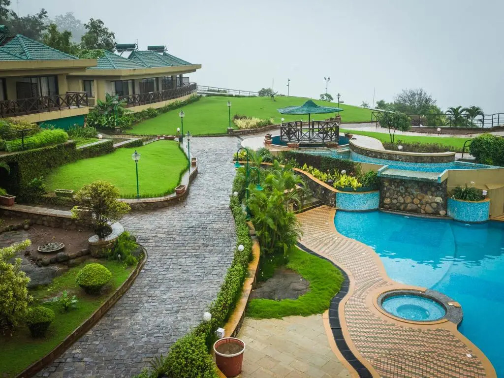 Upper Deck Resort - Highest Peak, Lonavala