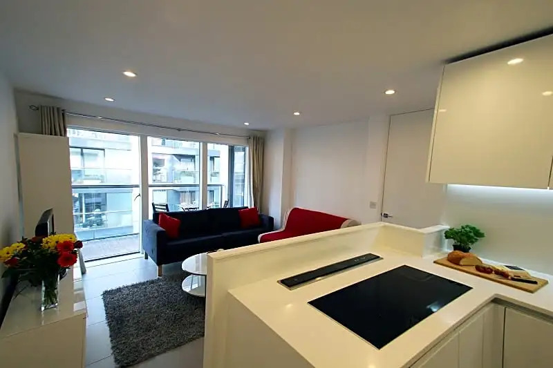 Thesqua.re Dance Square Apartments