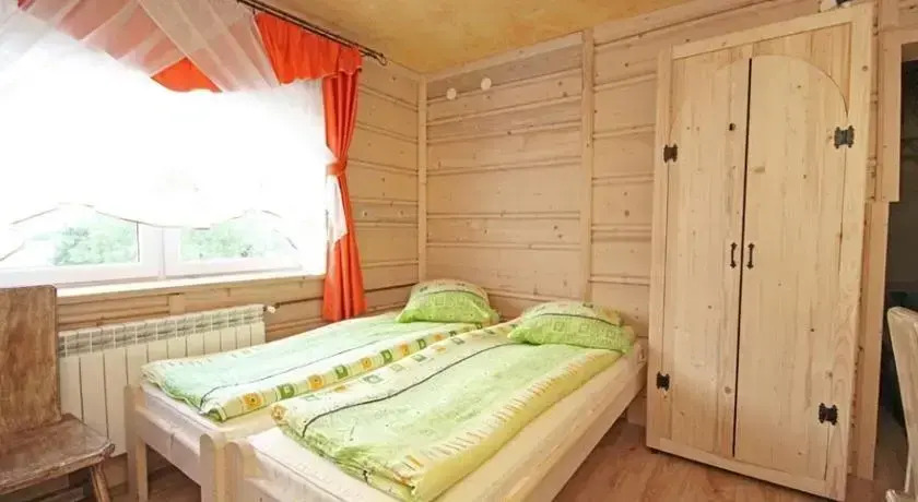 Grota zbójnicka apartament i pokoje