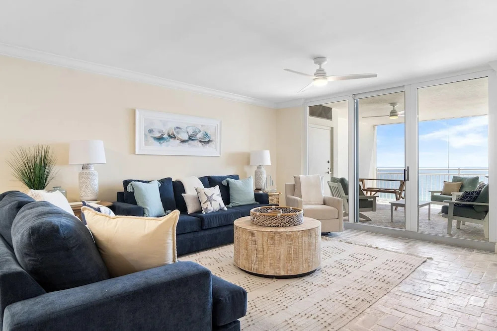 Seaspray East 825-gulf Front